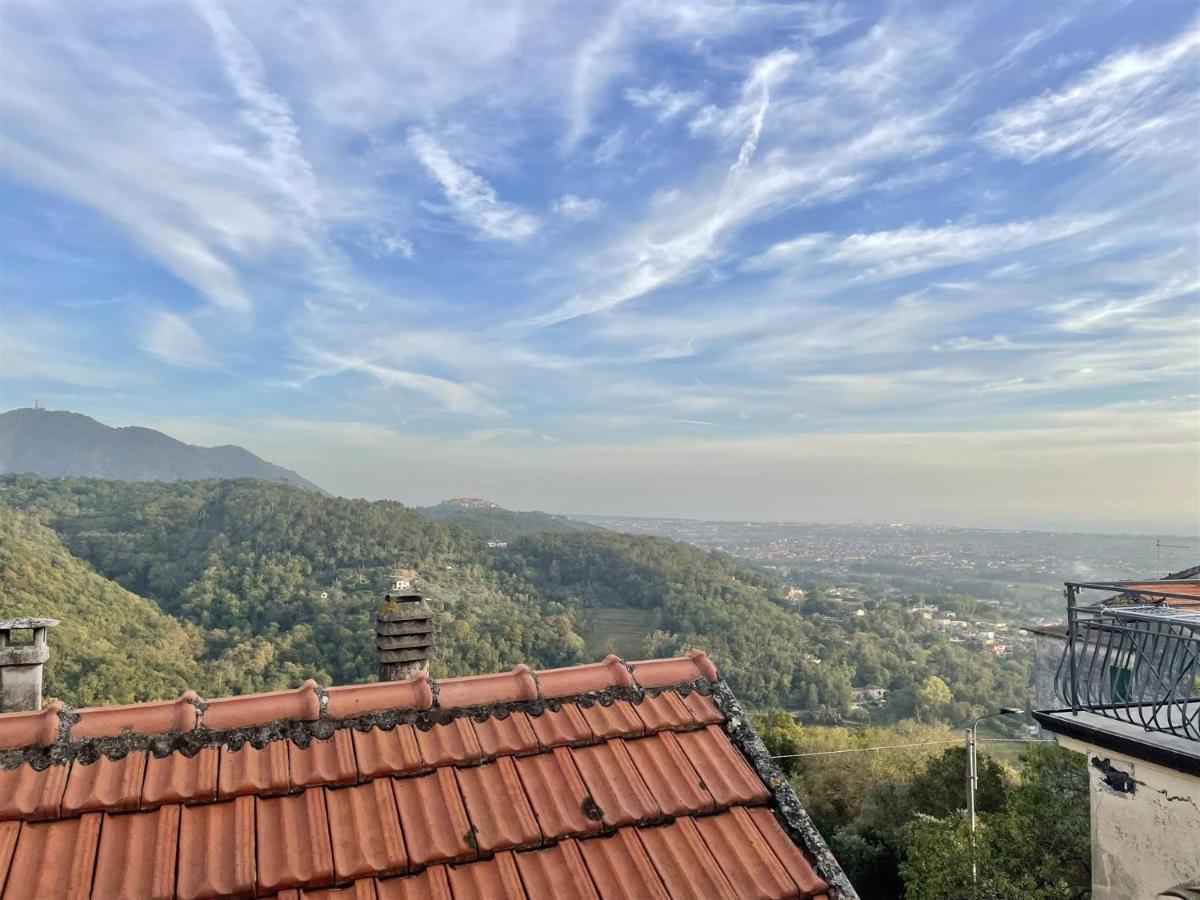 Appartamento Bellavista Castelnuovo Magra Exteriér fotografie